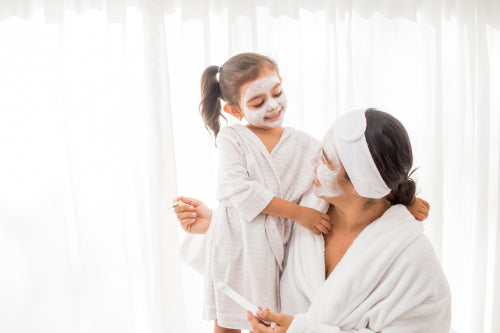 Skincare Tips for New Mothers: Nourishing Your Skin